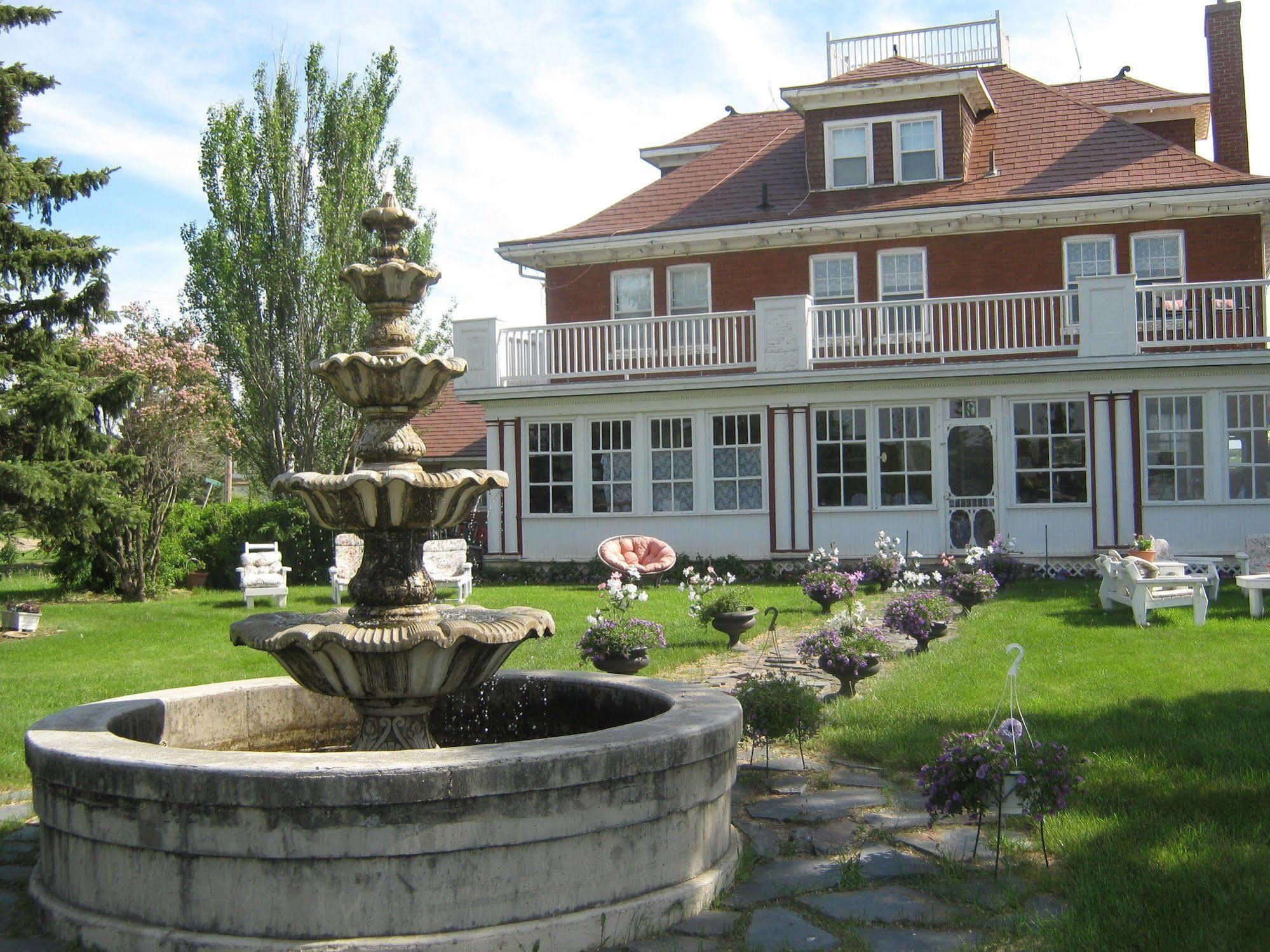 Wakamow Heights Bed And Breakfast Moose Jaw Dış mekan fotoğraf