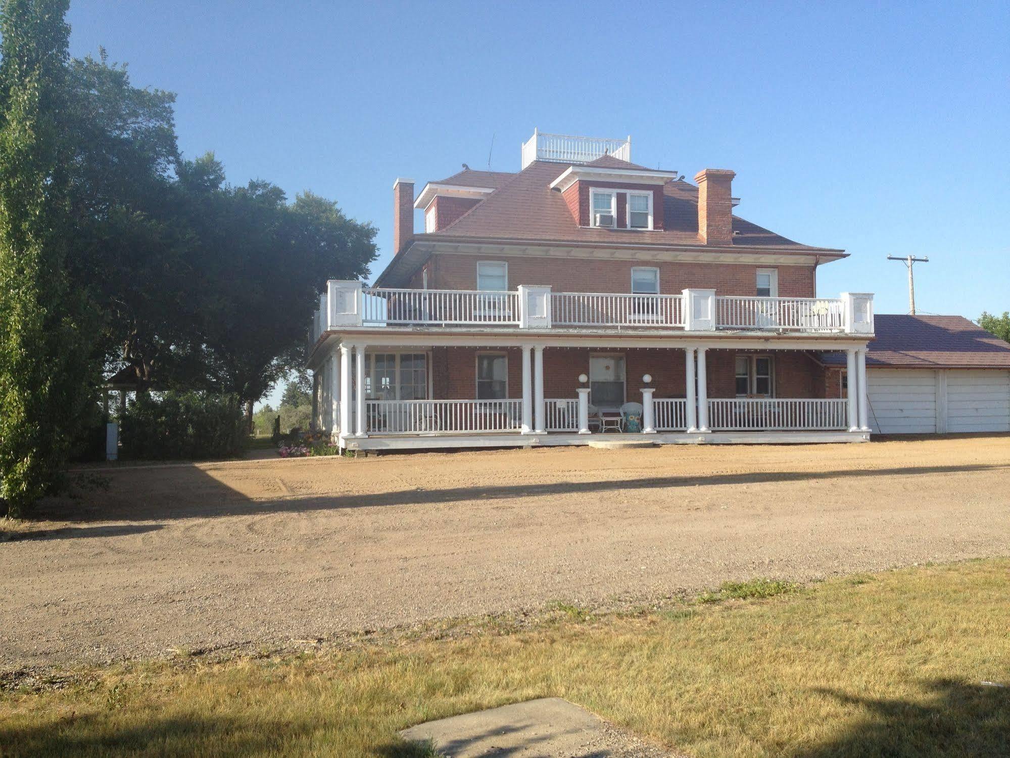 Wakamow Heights Bed And Breakfast Moose Jaw Dış mekan fotoğraf